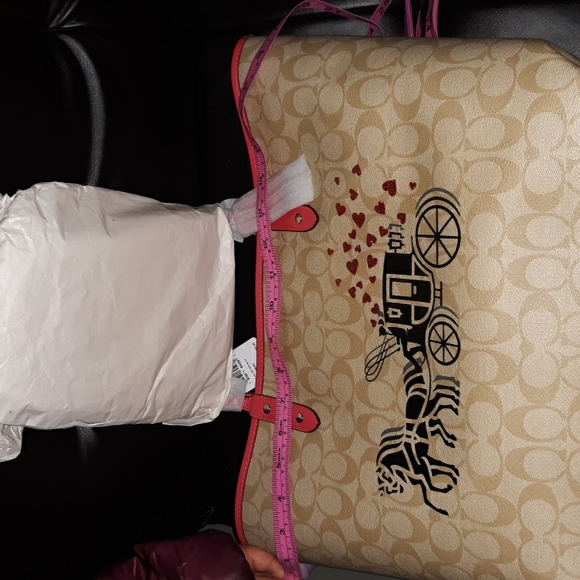 Coach Tote - Picture 7 of 9